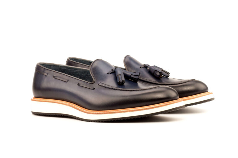 mens-loafers-dark-navy-front